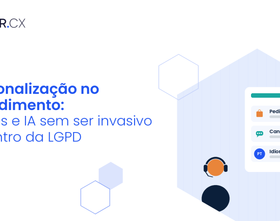 Atendente vendo o histórico do cliente para personalizar o atendimento